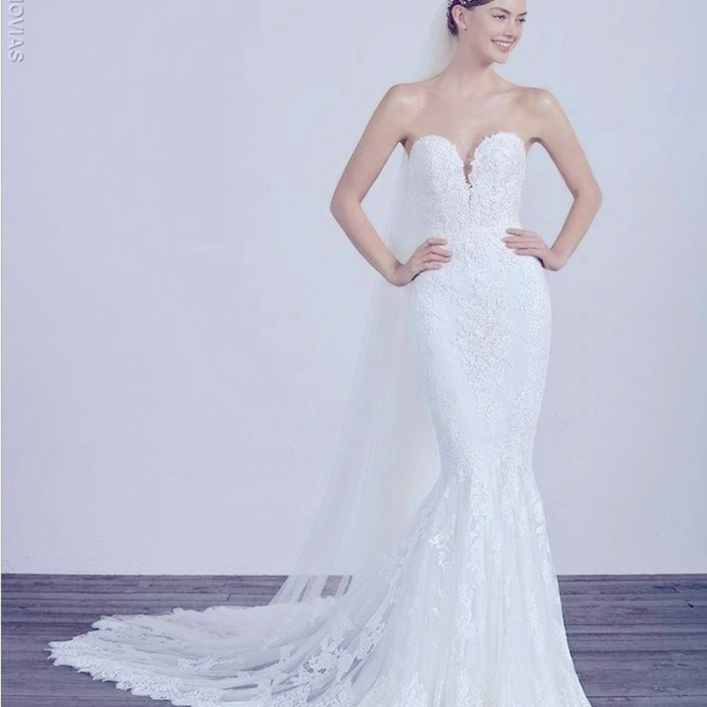 Selling my beloved Pronovias Ermin Wedding Gown
